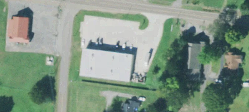 5915 Hwy 104th E