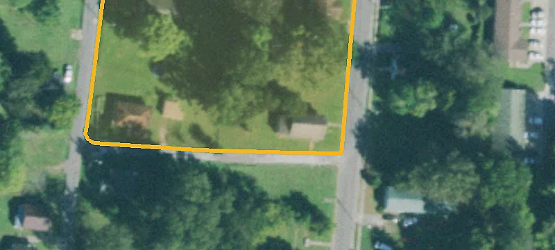 537 Roberts Ave