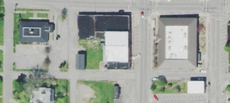 122 College S St