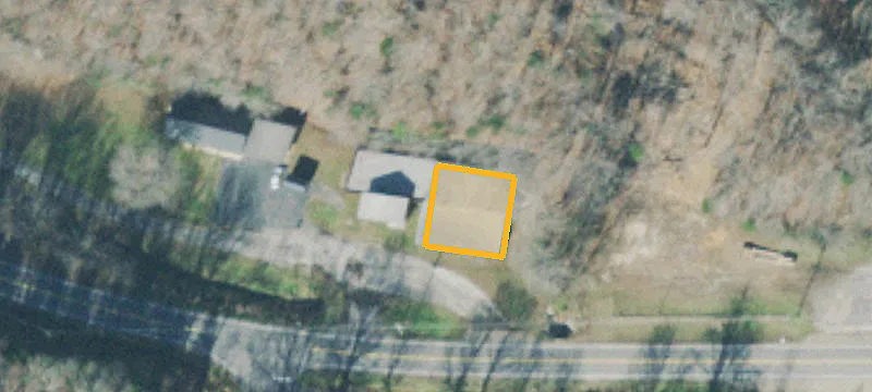325 Main St