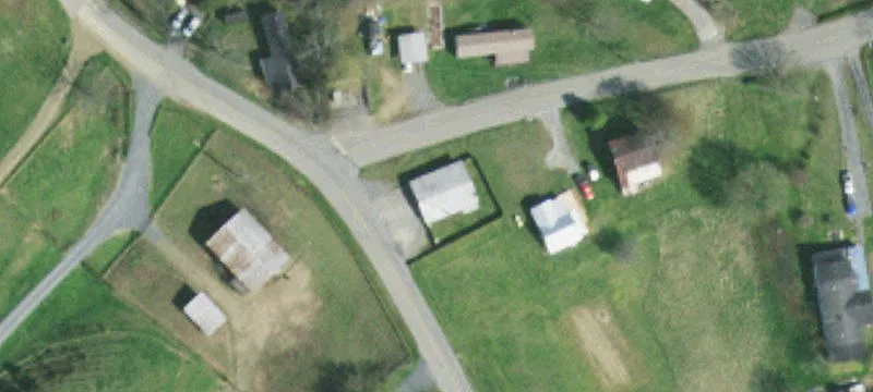 499 Possum Crk Rd