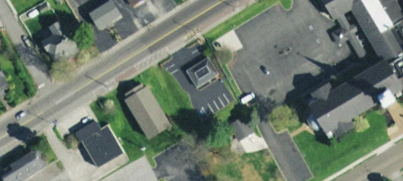 711 1st N St