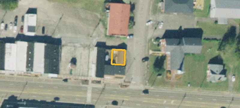 105 Oak St