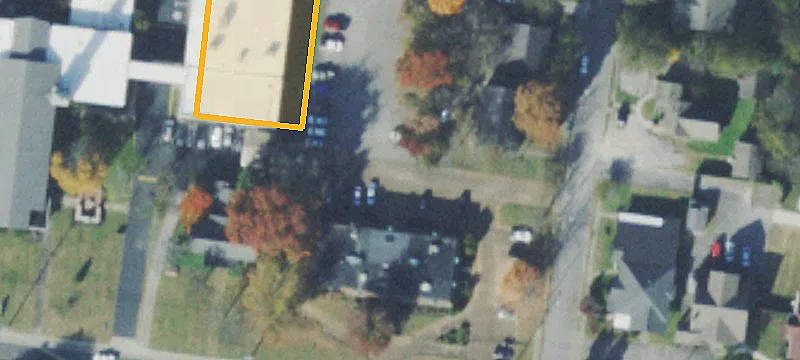 401 Main St
