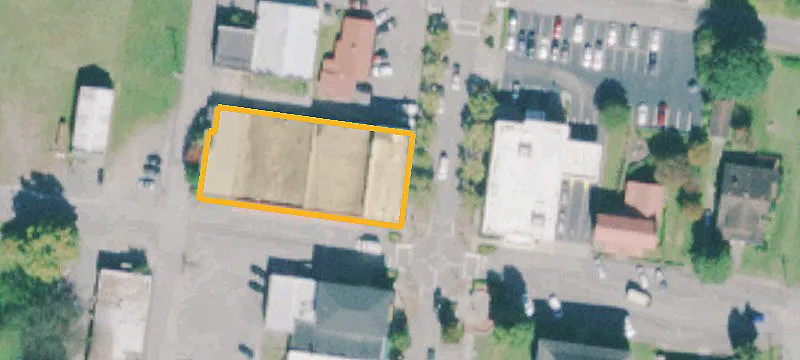 421 Spg St