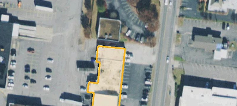 611 Main St