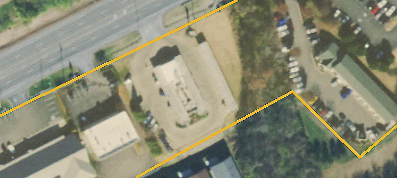 559 Main St