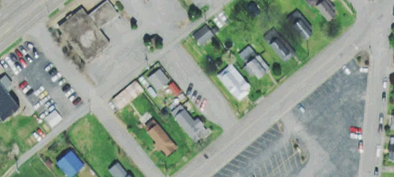605 Bon St