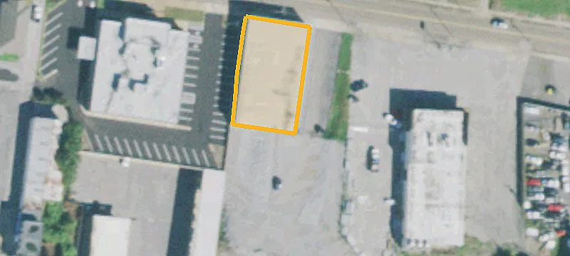 221 Ct St
