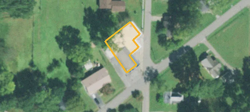 119 Paris Pike