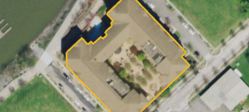 445 Blount Ave, Unit 322