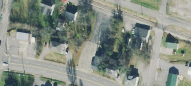 744 Commerce St