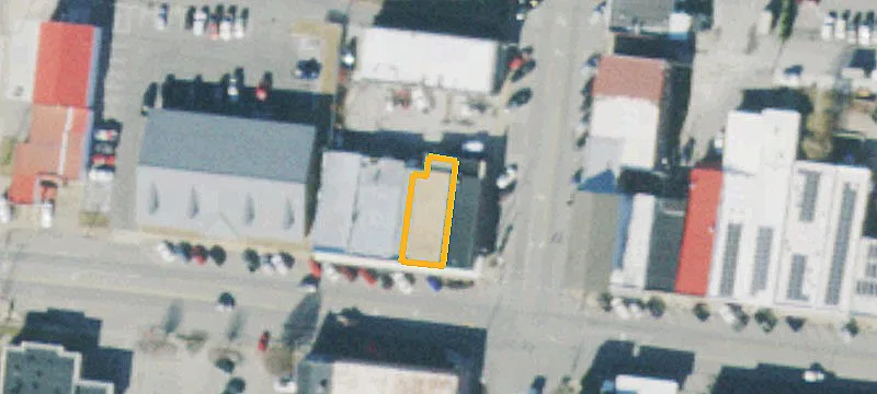 13 Main St