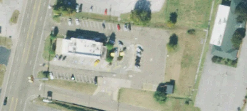 2586 Anderson Ave
