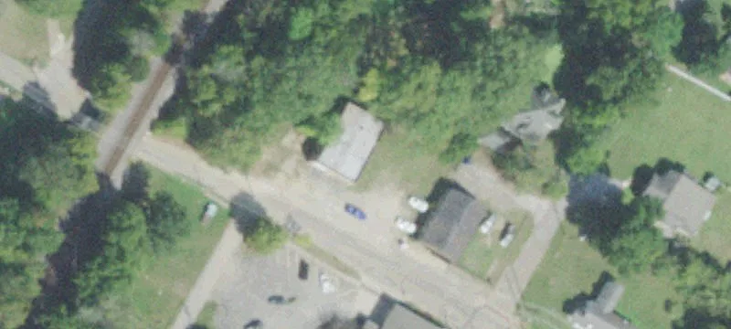 560 Woodlawn Ave