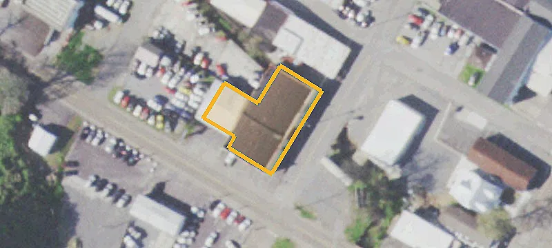 232 3rd SW St