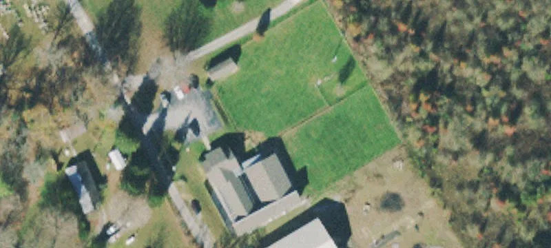 153 Fence Ln