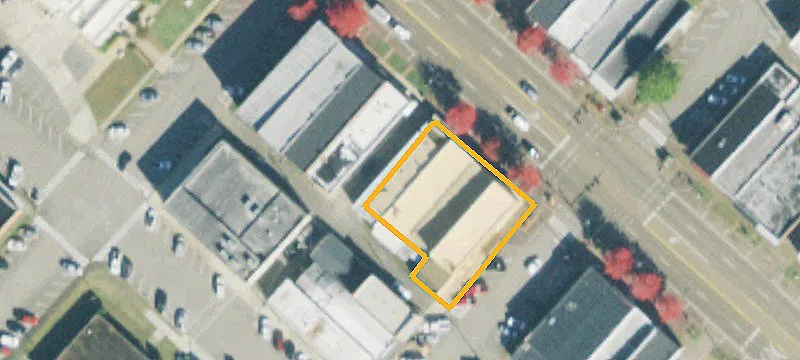 144 Ct Ave
