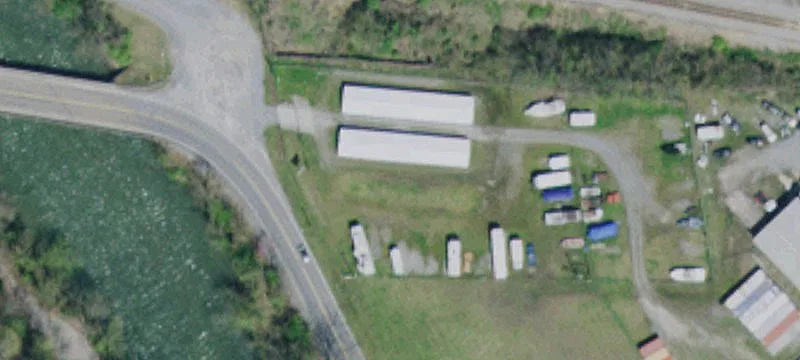 438 Riverport Rd