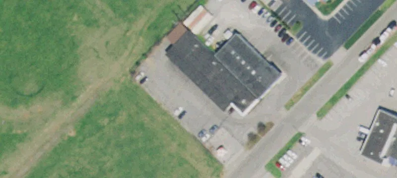 3043 Lois Ln