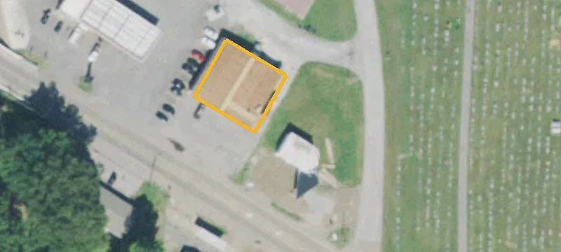 585 Main St