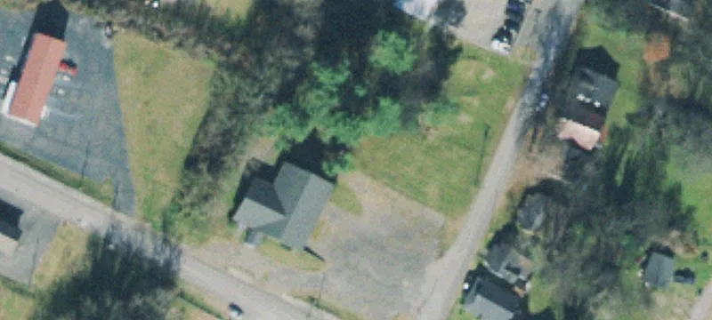115 Columbian Ave