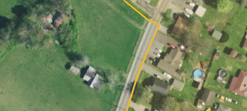 1521 Main St