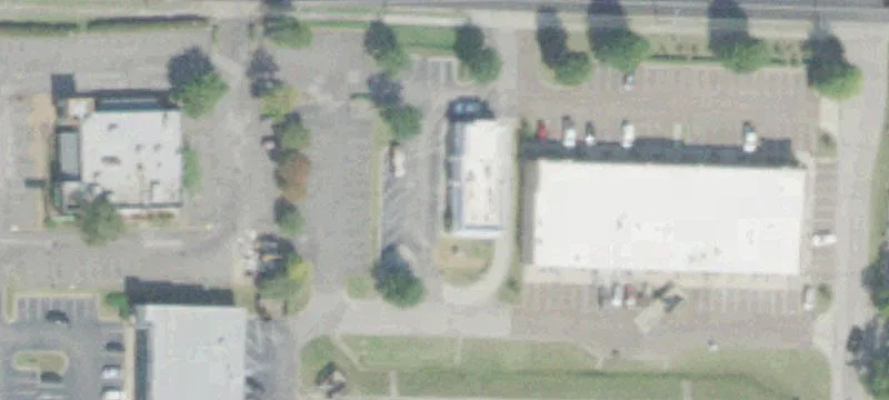 8075 Macon Rd