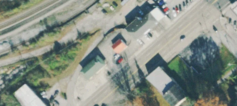 711 Roane St