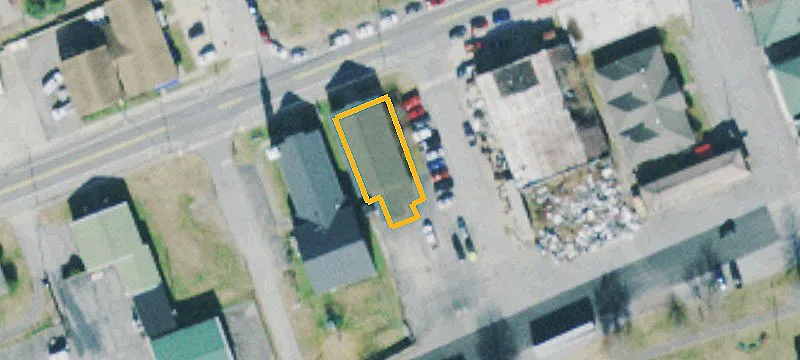 4616 Main St