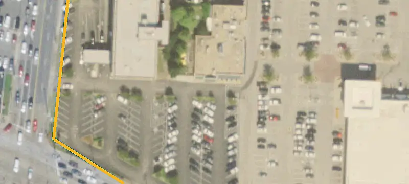5000 Poplar Ave