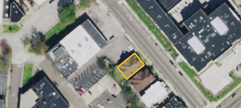 521 Central St
