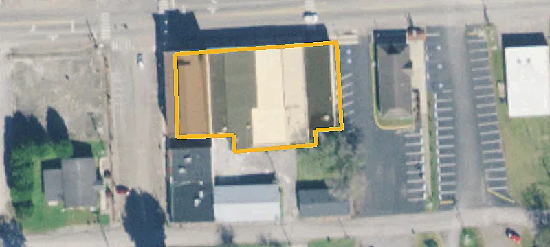 13 Courthouse Sq