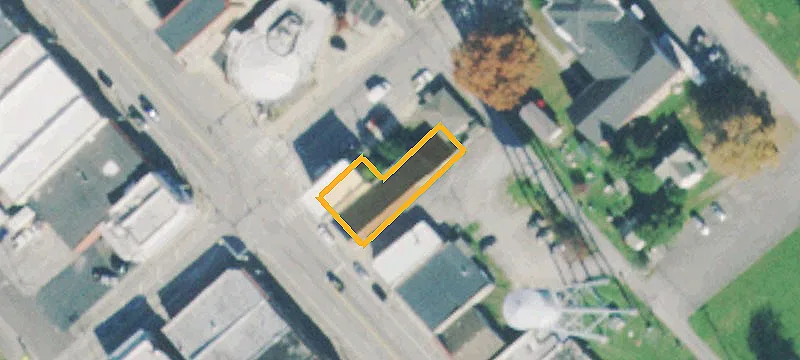104 Commercial Ave