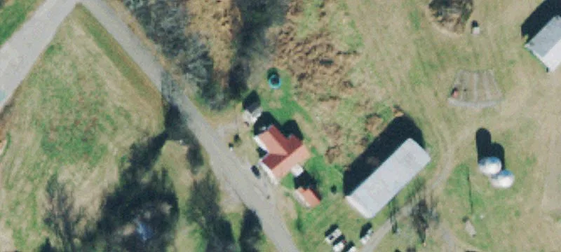 1374 Stroudsville Rd