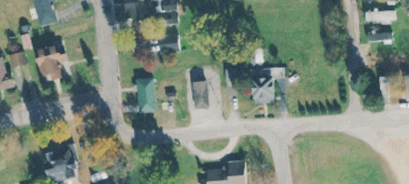 302 Cedar St