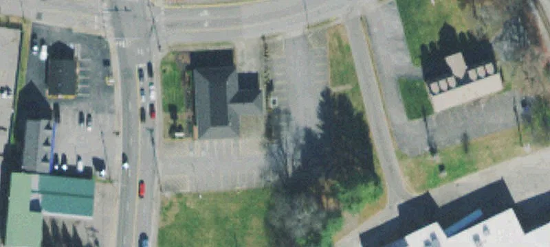 200 Broadway St