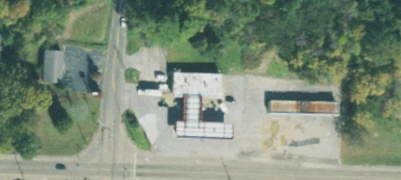 1585 Pkwy Parkway
