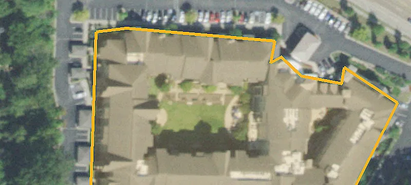 8199 Poplar Ave
