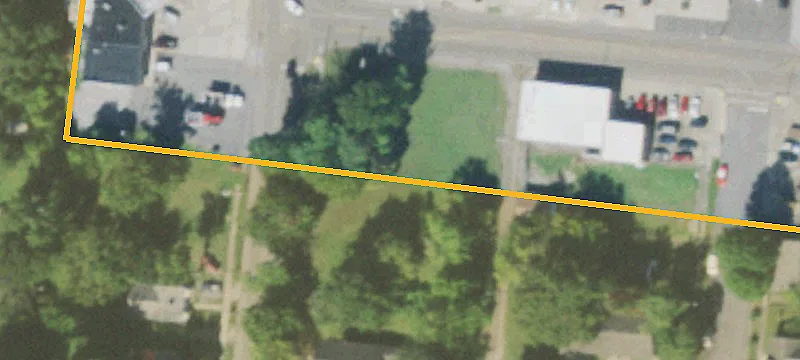 418 Main St