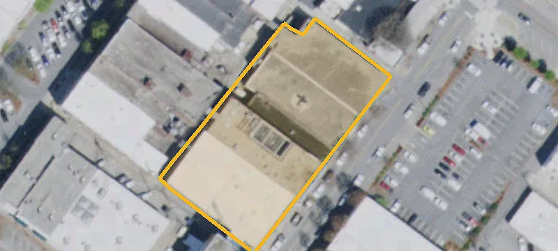 132 Commerce St