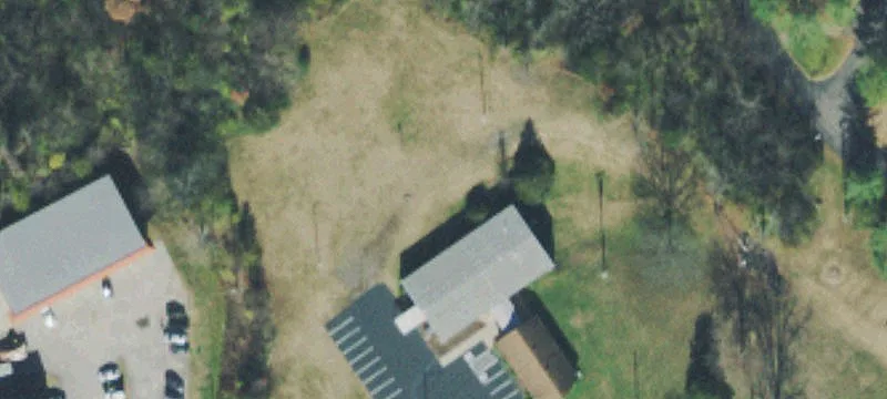 1439 Bell Rd