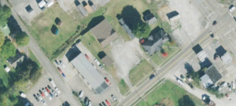 320 Main St