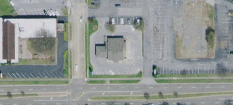 2400 Memorial Blvd