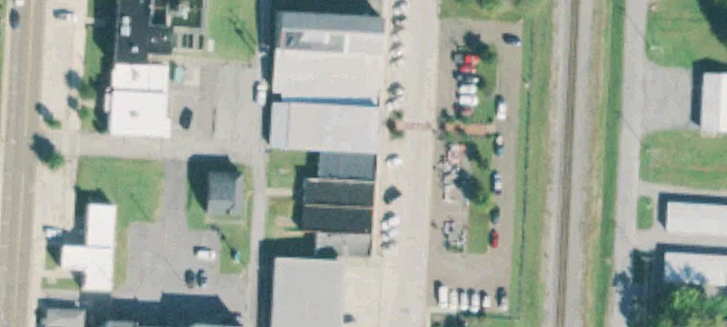 121 Frnt St