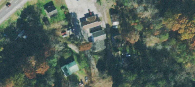 111 Lewis Ln
