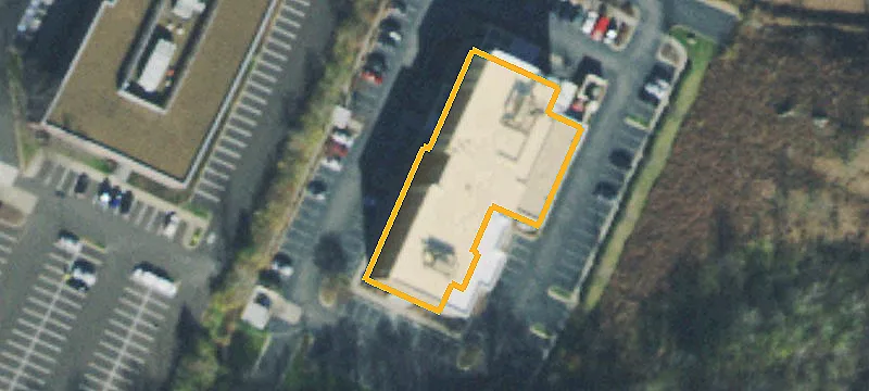 832 Royal Pkwy
