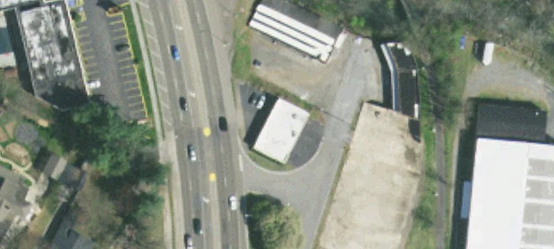 565 Volunteer Pkwy