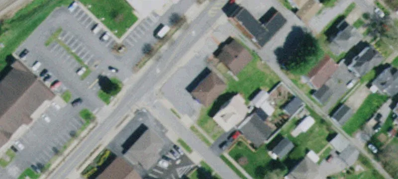 300 Main Ave