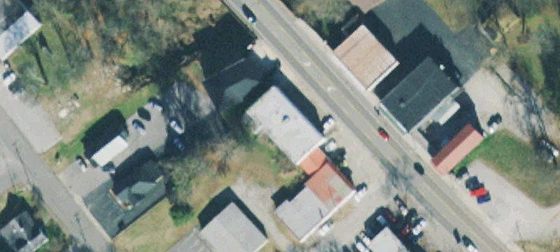 404 College St